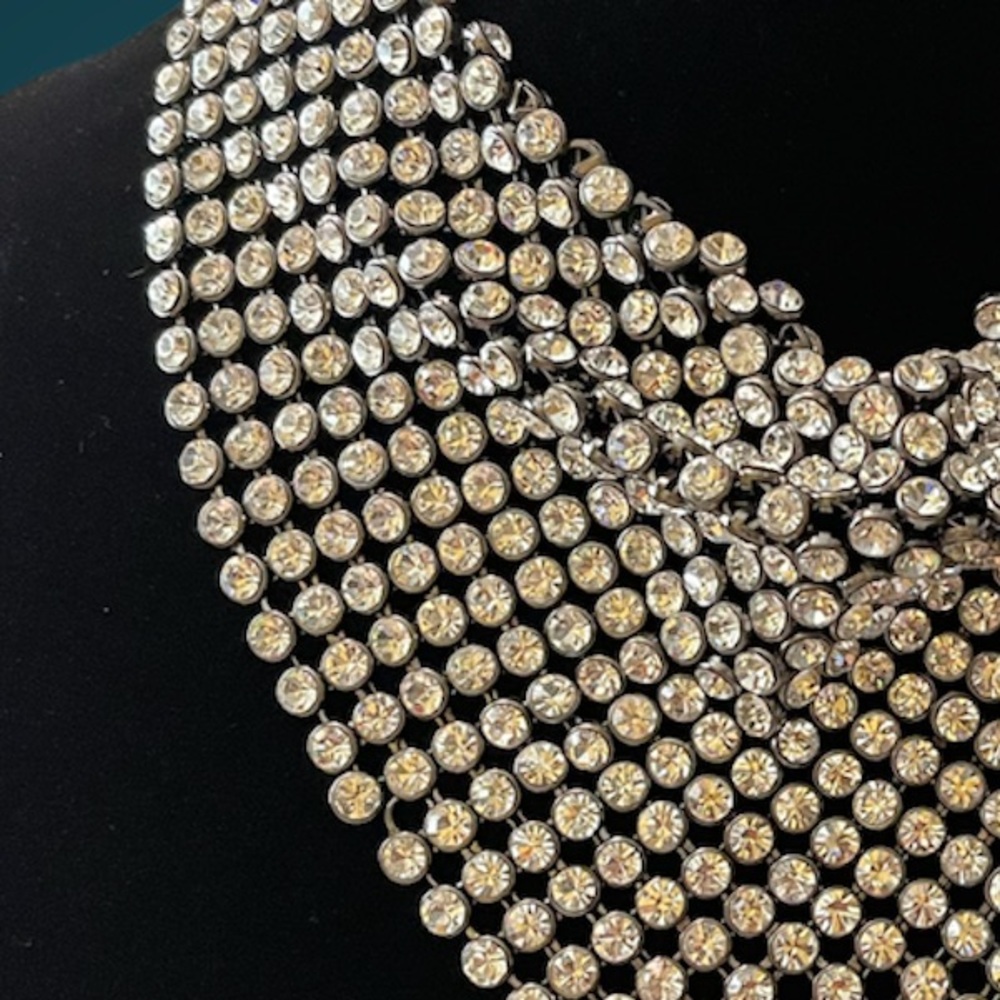 🔴 🇮🇹 ITALY CRYSTALS SCARF / BIB STYLE NECKLACE - Picture 4 of 6